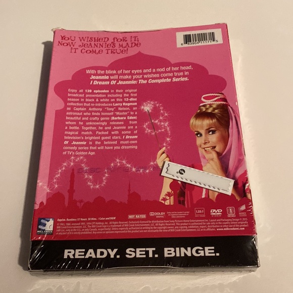 FREE SHIPPING* I DREAM OF JEANNIE DVD COMPLETE BOX SET!!! - Picture 2 of 3